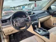 ✅ 2012 Toyota Camry SE • VIN: 4T1BF1FK9CU608940 • Lot: 64479435. Wystawiony na Copart z przebiegiem 152 530 mil. Bezpłatny archiwum sprzedaży aukcyjnych z USA i szczegółowy raport historii pojazdu na DreamBid. Zdjęcie 8.