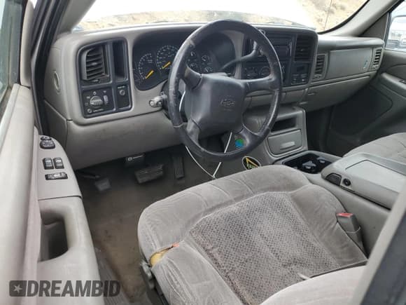 ✅ 2000 Chevrolet Silverado 1500 LS • VIN: 2GCEC19T1Y1388260 • Лот: 81853054. Опубликован ранее на Copart с пробегом 23 100 миль. Бесплатный доступ к архиву аукционных продаж из США и подробный отчёт об истории автомобиля на DreamBid. Изображение 8.