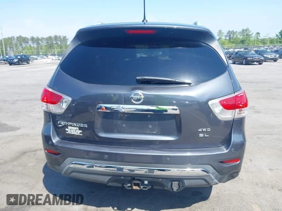 ✅ 2013 Nissan Pathfinder SV • VIN: 5N1AR2MM0DC655505 • Lot: 41998988. Listed on IAAI with 140,512 mi. Free auction sales archive from the USA and detailed vehicle history report at DreamBid. Image 16.