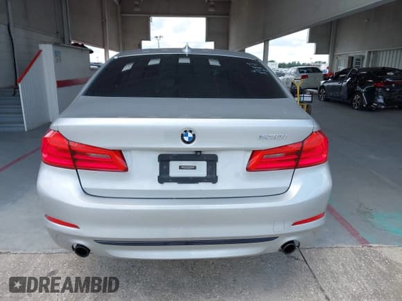 ✅ 2017 BMW 5 Series 530i • VIN: WBAJA5C3XHG894545 • Lot: 42593166. Listed on IAAI with 105,129 mi. Free auction sales archive from the USA and detailed vehicle history report at DreamBid. Image 16.