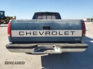 ✅ 1991 Chevrolet Silverado 1500 • VIN: 2GCEC19K8M1160225 • Lot: 73439084. Wystawiony na Copart z przebiegiem 324 398 mil. Bezpłatny archiwum sprzedaży aukcyjnych z USA i szczegółowy raport historii pojazdu na DreamBid. Zdjęcie 6.