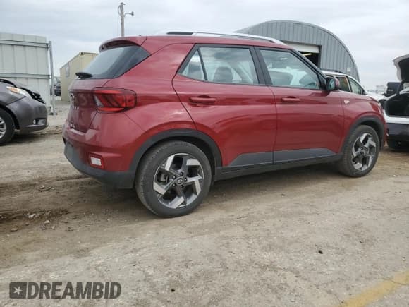 ✅ 2024 Hyundai Venue SEL • VIN: KMHRC8A39RU291721 • Lot: 49740025. Listed on Copart with 25,577 mi. Free auction sales archive from the USA and detailed vehicle history report at DreamBid. Image 3.