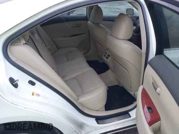 ✅ 2009 Lexus ES 330 • VIN: JTHBJ46G092289429 • Лот: 43555683. Опубликован ранее на IAAI с пробегом 160 506 миль. Бесплатный доступ к архиву аукционных продаж из США и подробный отчёт об истории автомобиля на DreamBid. Изображение 8.