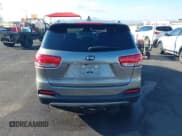✅ 2017 Kia Sorento EX • VIN: 5XYPH4A53HG299014 • Лот: 43244588. Опубликован ранее на IAAI с пробегом 141 029 миль. Бесплатный доступ к архиву аукционных продаж из США и подробный отчёт об истории автомобиля на DreamBid. Изображение 16.