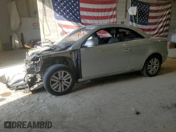 ✅ 2008 Volkswagen Eos Turbo • VIN: WVWAA71F18V051728 • Lot: 48985005. Wystawiony na Copart z przebiegiem 137 319 mil. Bezpłatny archiwum sprzedaży aukcyjnych z USA i szczegółowy raport historii pojazdu na DreamBid. Zdjęcie 1.