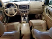 ✅ 2007 Ford Escape XLT • VIN: 1FMCU931X7KB61203 • Lot: 94150495. Listed on Copart with 113,385 mi. Free auction sales archive from the USA and detailed vehicle history report at DreamBid. Image 8.