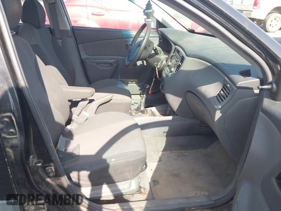 ✅ 2006 Kia Rio • VIN: KNADE123266137296 • Лот: 42687875. Опубликован ранее на IAAI с пробегом 153 816 миль. Бесплатный доступ к архиву аукционных продаж из США и подробный отчёт об истории автомобиля на DreamBid. Изображение 5.