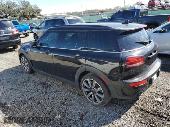 ✅ 2022 MINI Clubman Cooper S • VIN: WMWLV7C04N2P84792 • Lot: 42364495. Wystawiony na Copart z przebiegiem Nie podano. Bezpłatny archiwum sprzedaży aukcyjnych z USA i szczegółowy raport historii pojazdu na DreamBid. Zdjęcie 2.