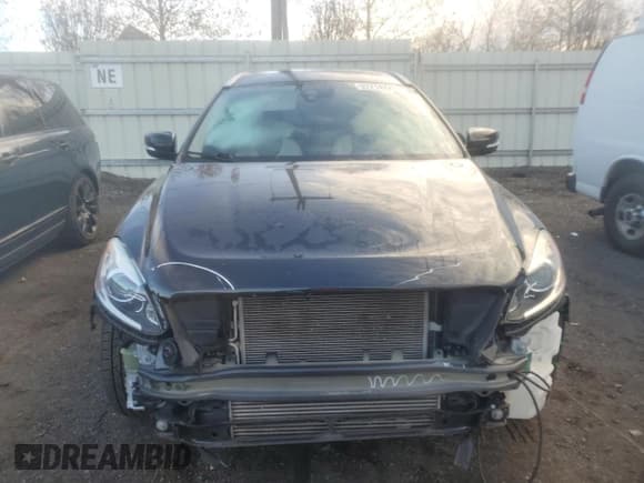 ✅ 2017 Volvo XC60 Dynamic • VIN: YV440MRR0H2071660 • Lot: 92214725. Listed on Copart with 100,583 mi. Free auction sales archive from the USA and detailed vehicle history report at DreamBid. Image 5.