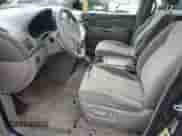 2009 Toyota Sienna LE z VIN 5TDZK23C29S287449, wystawiony jako Copart lot #81844665 z przebiegiem 110 099 mil mil oraz Szkoda całkowita • Salvage title. Historia ofert i sprzedaży dostępna na DreamBid. Obrazek 7.