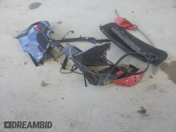 ✅ 2022 Infiniti Q60 Luxe • VIN: JN1EV7KK6NM600748 • Лот: 61141325. Опубликован ранее на Copart с пробегом 15 662 миль. Бесплатный доступ к архиву аукционных продаж из США и подробный отчёт об истории автомобиля на DreamBid. Изображение 12.