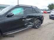 ✅ 2020 Mercedes-Benz GLE 450 • VIN: 4JGFB5KEXLA100966 • Lot: 40288315. Wystawiony na IAAI z przebiegiem 47 768 mil. Bezpłatny archiwum sprzedaży aukcyjnych z USA i szczegółowy raport historii pojazdu na DreamBid. Zdjęcie 6.