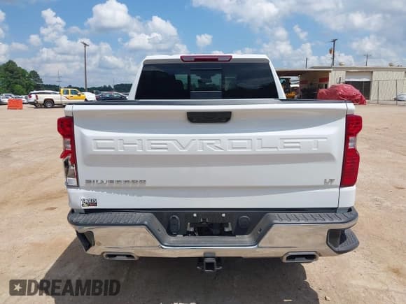 ✅ 2025 Chevrolet Silverado 1500 • VIN: 3GCUKDE82SG115781 • Лот: 42093356. Опубликован ранее на IAAI с пробегом 4 455 миль. Бесплатный доступ к архиву аукционных продаж из США и подробный отчёт об истории автомобиля на DreamBid. Изображение 17.