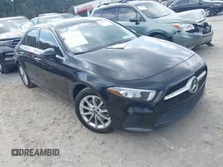 ✅ 2019 Mercedes-Benz A 220 • VIN: WDD3G4FB6KW002818 • Лот: 43256860. Опубликован ранее на IAAI с пробегом 127 723 миль. Бесплатный доступ к архиву аукционных продаж из США и подробный отчёт об истории автомобиля на DreamBid. Изображение 1.
