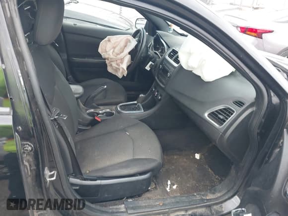 ✅ 2012 Dodge Avenger SE • VIN: 1C3CDZAB7CN265189 • Лот: 41326567. Опубликован ранее на IAAI с пробегом 165 358 миль. Бесплатный доступ к архиву аукционных продаж из США и подробный отчёт об истории автомобиля на DreamBid. Изображение 5.