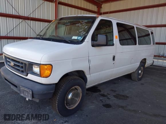 ✅ 2003 Ford Econoline Passenger XL • VIN: 1FBSS31L83HB35797 • Lot: 43079018. Listed on IAAI with Not provided. Free auction sales archive from the USA and detailed vehicle history report at DreamBid. Image 2.