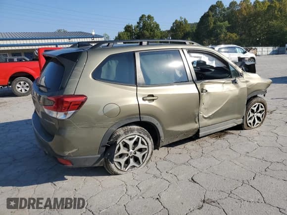 ✅ 2024 Subaru Forester Premium • VIN: JF2SKADCXRH490251 • Lot: 81187125. Wystawiony na Copart z przebiegiem 25 023 mil. Bezpłatny archiwum sprzedaży aukcyjnych z USA i szczegółowy raport historii pojazdu na DreamBid. Zdjęcie 3.