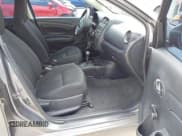 ✅ 2016 Nissan Versa S Plus • VIN: 3N1CN7AP8GL837372 • Lot: 42352185. Wystawiony na IAAI z przebiegiem 105 001 mil. Bezpłatny archiwum sprzedaży aukcyjnych z USA i szczegółowy raport historii pojazdu na DreamBid. Zdjęcie 5.