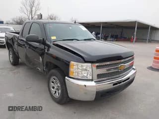 ✅ 2012 Chevrolet Silverado 1500 LS • VIN: 1GCRCREA1CZ159467 • Lot: 41735089. Wystawiony na IAAI z przebiegiem 163 197 mil. Bezpłatny archiwum sprzedaży aukcyjnych z USA i szczegółowy raport historii pojazdu na DreamBid. Zdjęcie 1.