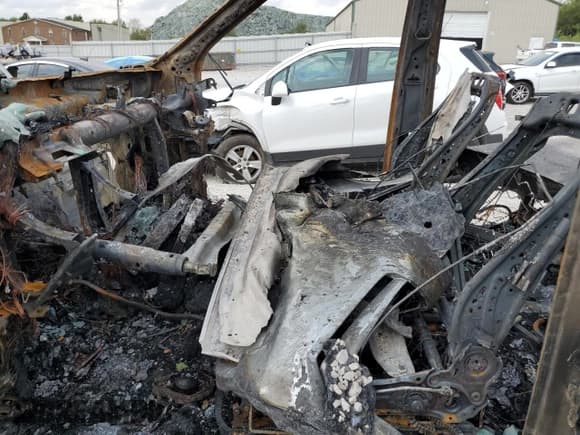 ✅ 2023 Chevrolet Suburban Z71 • VIN: 1GNSKDKD2PR120048 • Lot: 71687095. Listed on Copart with Not provided. Free auction sales archive from the USA and detailed vehicle history report at DreamBid. Image 7.