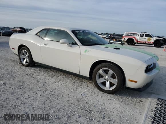 ✅ 2009 Dodge Challenger R/T • VIN: 2B3LJ54T19H603951 • Lot: 87431324. Wystawiony na Copart z przebiegiem 47 298 mil. Bezpłatny archiwum sprzedaży aukcyjnych z USA i szczegółowy raport historii pojazdu na DreamBid. Zdjęcie 4.