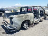 ✅ 2020 Chevrolet Silverado 1500 RST • VIN: 1GCUYEED4LZ257536 • Lot: 42428290. Wystawiony na IAAI z przebiegiem Nie podano. Bezpłatny archiwum sprzedaży aukcyjnych z USA i szczegółowy raport historii pojazdu na DreamBid. Zdjęcie 4.