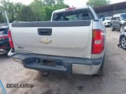✅ 2009 Chevrolet Silverado 2500HD LT • VIN: 1GCHK53K49F105402 • Лот: 42217850. Опубликован ранее на IAAI с пробегом 141 719 миль. Бесплатный доступ к архиву аукционных продаж из США и подробный отчёт об истории автомобиля на DreamBid. Изображение 16.