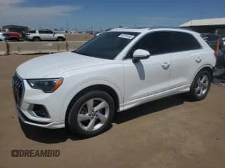 ✅ 2019 Audi Q3 Premium • VIN: WA1AECF37K1078226 • Лот: 60781465. Опубликован ранее на Copart с пробегом 111 580 миль. Бесплатный доступ к архиву аукционных продаж из США и подробный отчёт об истории автомобиля на DreamBid. Изображение 1.