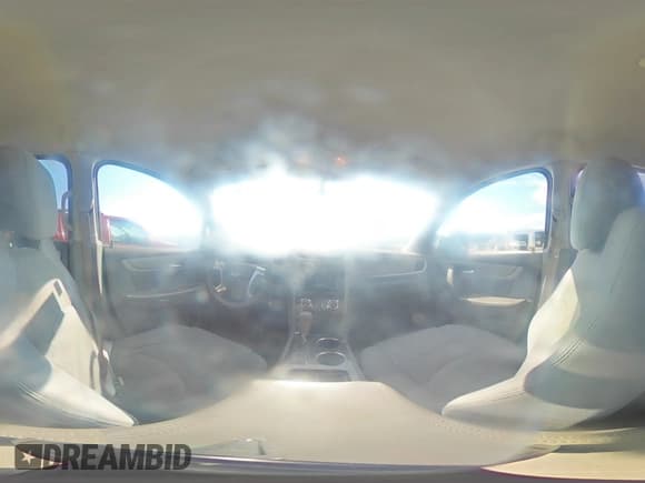 ✅ 2014 Chevrolet Traverse LT • VIN: 1GNKRGKDXEJ146812 • Lot: 69217344. Wystawiony na Copart z przebiegiem 131 474 mil. Bezpłatny archiwum sprzedaży aukcyjnych z USA i szczegółowy raport historii pojazdu na DreamBid. Zdjęcie 14.