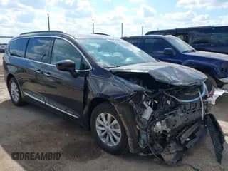 ✅ 2017 Chrysler Pacifica Touring L • VIN: 2C4RC1BG6HR704915 • Лот: 43417146. Опубликован ранее на IAAI с пробегом 72 031 миль. Бесплатный доступ к архиву аукционных продаж из США и подробный отчёт об истории автомобиля на DreamBid. Изображение 1.