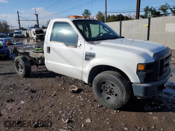 ✅ 2008 Ford F-350 XL • VIN: 1FDSF34558EC09372 • Lot: 84695984. Listed on Copart with Not provided. Free auction sales archive from the USA and detailed vehicle history report at DreamBid. Image 4.