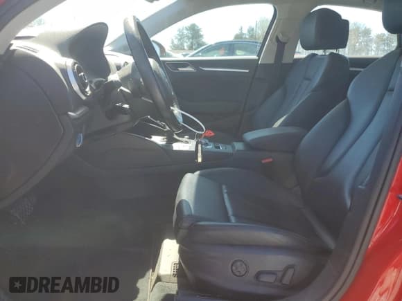 ✅ 2015 Audi A3 Prestige • VIN: WAUKFGFF8F1042086 • Lot: 50163435. Wystawiony na Copart z przebiegiem 85 210 mil. Bezpłatny archiwum sprzedaży aukcyjnych z USA i szczegółowy raport historii pojazdu na DreamBid. Zdjęcie 7.