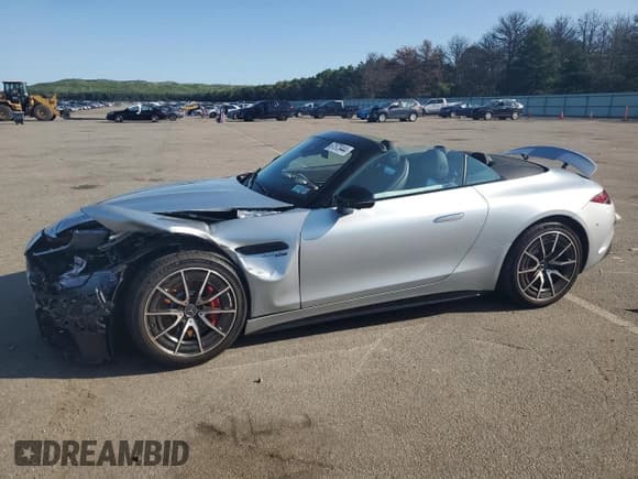 ✅ 2022 Mercedes-Benz SL 55 AMG • VIN: W1KVK8ABXNF006235 • Lot: 67572444. Listed on Copart with 19,968 mi. Free auction sales archive from the USA and detailed vehicle history report at DreamBid. Image 1.