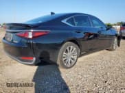 ✅ 2020 Lexus ES 300h • VIN: 58AD21B16LU010041 • Lot: 71838675. Wystawiony na Copart z przebiegiem 70 550 mil. Bezpłatny archiwum sprzedaży aukcyjnych z USA i szczegółowy raport historii pojazdu na DreamBid. Zdjęcie 3.