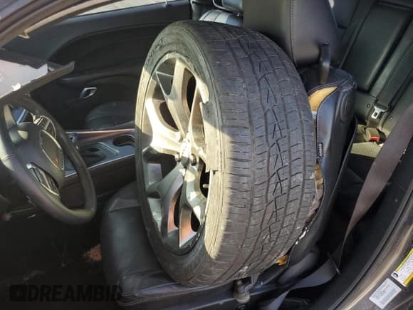 ✅ 2015 Dodge Challenger SXT Plus • VIN: 2C3CDZBG0FH823617 • Lot: 89541745. Wystawiony na Copart z przebiegiem 64 256 mil. Bezpłatny archiwum sprzedaży aukcyjnych z USA i szczegółowy raport historii pojazdu na DreamBid. Zdjęcie 12.