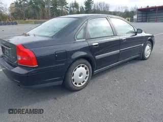 ✅ 2004 Volvo S80 • VIN: YV1TS59H241367733 • Lot: 43569899. Listed on IAAI with 201,767 mi. Free auction sales archive from the USA and detailed vehicle history report at DreamBid. Image 4.