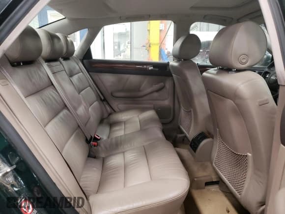 ✅ 2000 Audi A6 • VIN: WAUED54B2YN051241 • Lot: 47402425. Wystawiony na Copart z przebiegiem 180 376 mil. Bezpłatny archiwum sprzedaży aukcyjnych z USA i szczegółowy raport historii pojazdu na DreamBid. Zdjęcie 10.