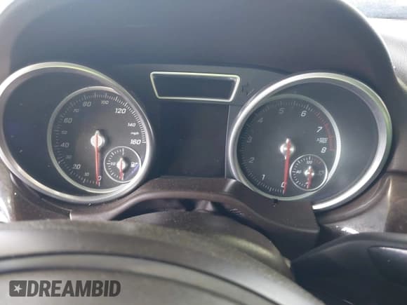 ✅ 2016 Mercedes-Benz GLE 350 • VIN: 4JGDA5HB8GA811157 • Лот: 42170442. Опубликован ранее на IAAI с пробегом 91 891 миль. Бесплатный доступ к архиву аукционных продаж из США и подробный отчёт об истории автомобиля на DreamBid. Изображение 15.