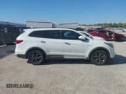 ✅ 2017 Hyundai Santa Fe Limited Ultimate • VIN: KM8SR4HF3HU168746 • Лот: 43699112. Опубликован ранее на IAAI с пробегом 175 947 миль. Бесплатный доступ к архиву аукционных продаж из США и подробный отчёт об истории автомобиля на DreamBid. Изображение 13.