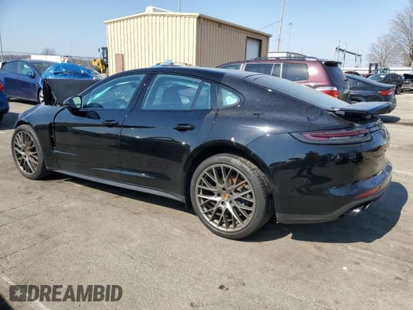 ✅ 2018 Porsche Panamera 4S • VIN: WP0AB2A72JL132800 • Lot: 49064115. Listed on Copart with 33,952 mi. Free auction sales archive from the USA and detailed vehicle history report at DreamBid. Image 2.