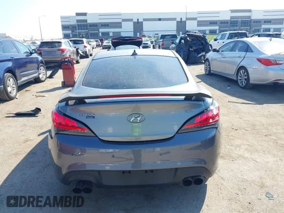 ✅ 2014 Hyundai Genesis Coupe R-Spec • VIN: KMHHT6KD7EU117082 • Lot: 43348330. Listed on IAAI with 89,179 mi. Free auction sales archive from the USA and detailed vehicle history report at DreamBid. Image 16.