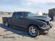 ✅ 2003 Chevrolet S-10 LS • VIN: 1GCCS19X138135247 • Лот: 54957175. Опубликован ранее на Copart с пробегом 193 072 миль. Бесплатный доступ к архиву аукционных продаж из США и подробный отчёт об истории автомобиля на DreamBid. Изображение 4.