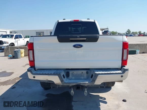 ✅ 2022 Ford F-250 XL • VIN: 1FT7W2BT2NEE37234 • Lot: 43157665. Wystawiony na IAAI z przebiegiem 78 172 mil. Bezpłatny archiwum sprzedaży aukcyjnych z USA i szczegółowy raport historii pojazdu na DreamBid. Zdjęcie 16.