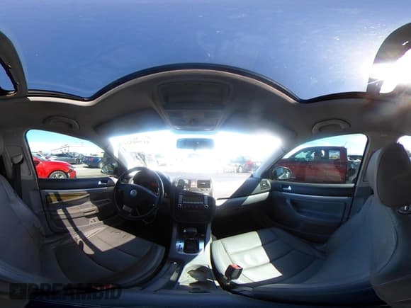 ✅ 2008 Volkswagen Jetta SE • VIN: 3VWRZ71K58M082108 • Lot: 41799324. Wystawiony na IAAI z przebiegiem 184 055 mil. Bezpłatny archiwum sprzedaży aukcyjnych z USA i szczegółowy raport historii pojazdu na DreamBid. Zdjęcie 18.