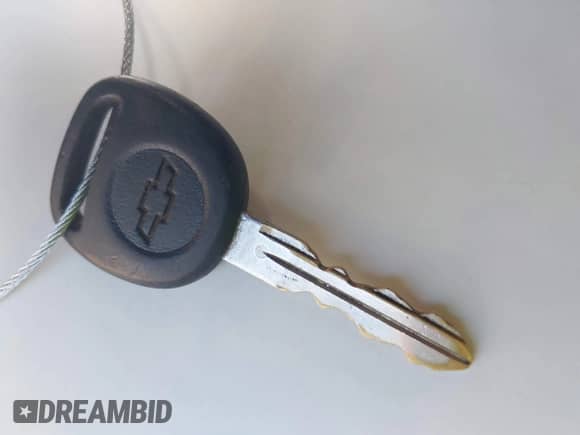 2001 Chevrolet Tahoe LT z VIN 1GNEK13T01R199325, wystawiony jako IAAI lot #43351865 z przebiegiem 252 632 mil mil oraz . Historia ofert i sprzedaży dostępna na DreamBid. Obrazek 11.