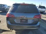 ✅ 2015 Volkswagen Golf TSI SE • VIN: 3VWC17AU7FM505881 • Lot: 90116475. Listed on Copart with 129,434 mi. Free auction sales archive from the USA and detailed vehicle history report at DreamBid. Image 6.