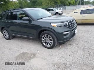 ✅ 2022 Ford Explorer XLT • VIN: 1FMSK8DH5NGA09062 • Lot: 43110407. Wystawiony na IAAI z przebiegiem 44 155 mil. Bezpłatny archiwum sprzedaży aukcyjnych z USA i szczegółowy raport historii pojazdu na DreamBid. Zdjęcie 1.