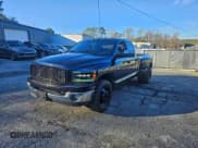 ✅ 2007 Dodge 3500 SLT • VIN: 3D7ML48A97G792058 • Lot: 96581395. Wystawiony na Copart z przebiegiem 321 160 mil. Bezpłatny archiwum sprzedaży aukcyjnych z USA i szczegółowy raport historii pojazdu na DreamBid. Zdjęcie 2.