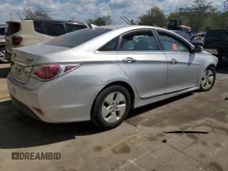 ✅ 2012 Hyundai Sonata Hybrid • VIN: KMHEC4A48CA054579 • Lot: 68670114. Listed on Copart with 176,829 mi. Free auction sales archive from the USA and detailed vehicle history report at DreamBid. Image 3.