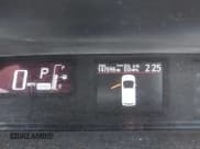 ✅ 2017 Toyota Prius One • VIN: JTDKDTB30H1592558 • Lot: 42652936. Wystawiony na IAAI z przebiegiem 147 696 mil. Bezpłatny archiwum sprzedaży aukcyjnych z USA i szczegółowy raport historii pojazdu na DreamBid. Zdjęcie 16.